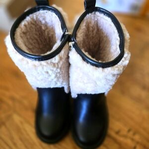 Zara toddler girl faux fur boots